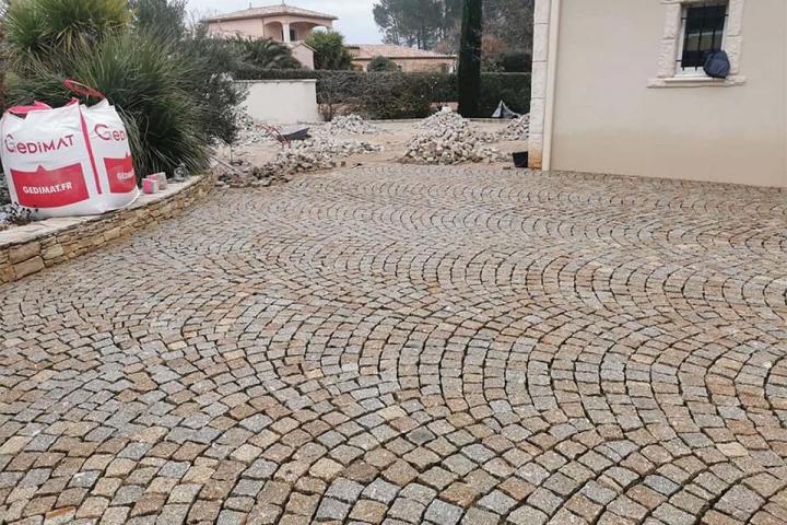 Dallage en pierres naturelles Bayonne